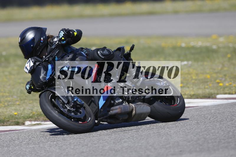 /05 07.04.2026 Cornu Master School ADR/Gruppe rot/17